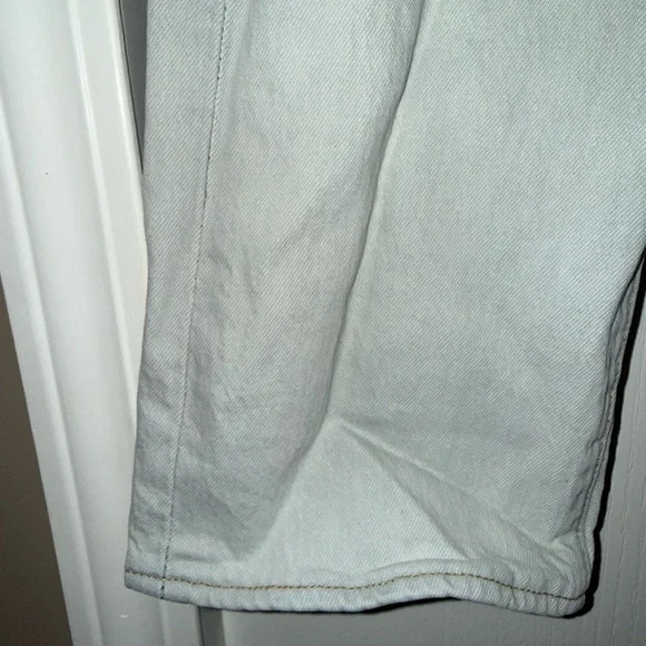 Levi's 501 93 Cropped Stretch Jeans - Picture 2 of 16